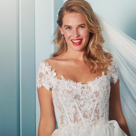 LILLY brudklänningar och bröllopsklänningar